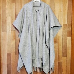 Woven Wool Serape Cloak Jacket Coat Tan Scarf Button Vintage